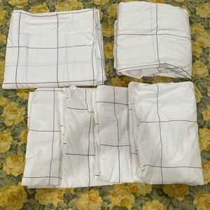 Brooklinen windowpane queen sheet set (fitted, flat, 4 pillow cases)